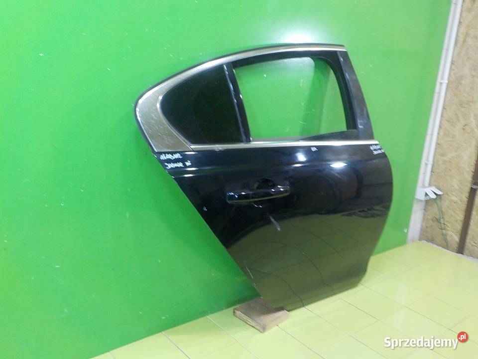 JAGUAR XE 20 D 15r SEDAN 4D drzwi prawe tyl osobowe Drzwi Suków