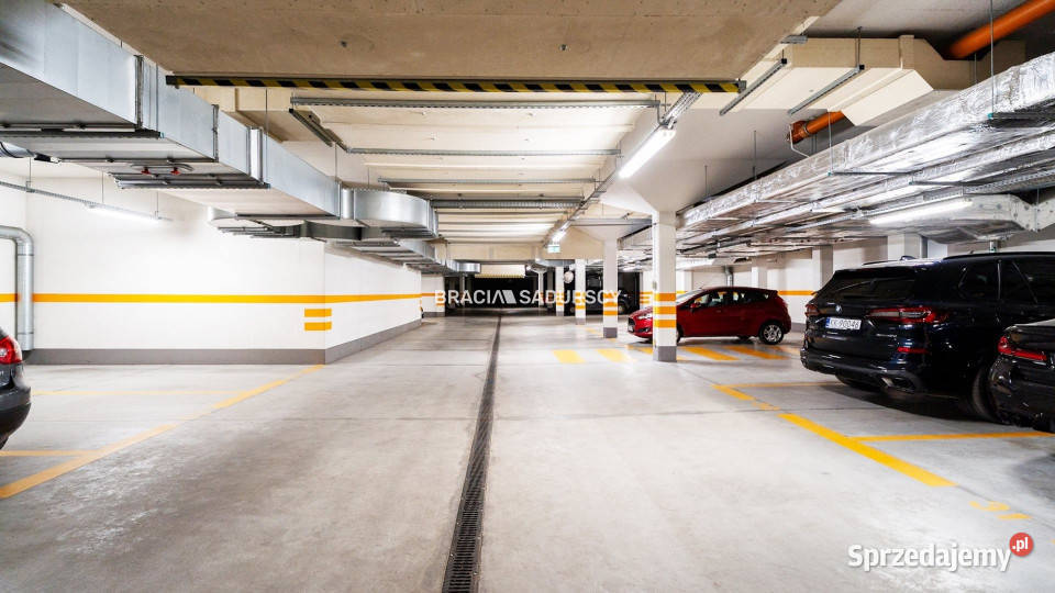 wynajmu garażu 13m2 Kraków Dobrego Pasterza 13m2 małopolskie