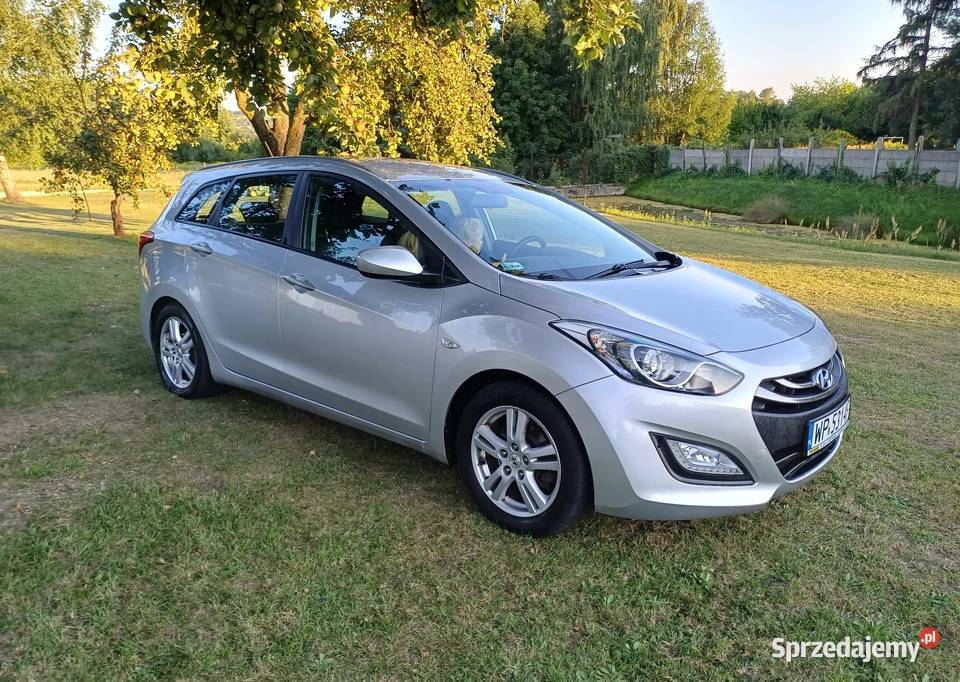 Hyundai i30 II 16 CRDi Premium manualna Strzyżowice