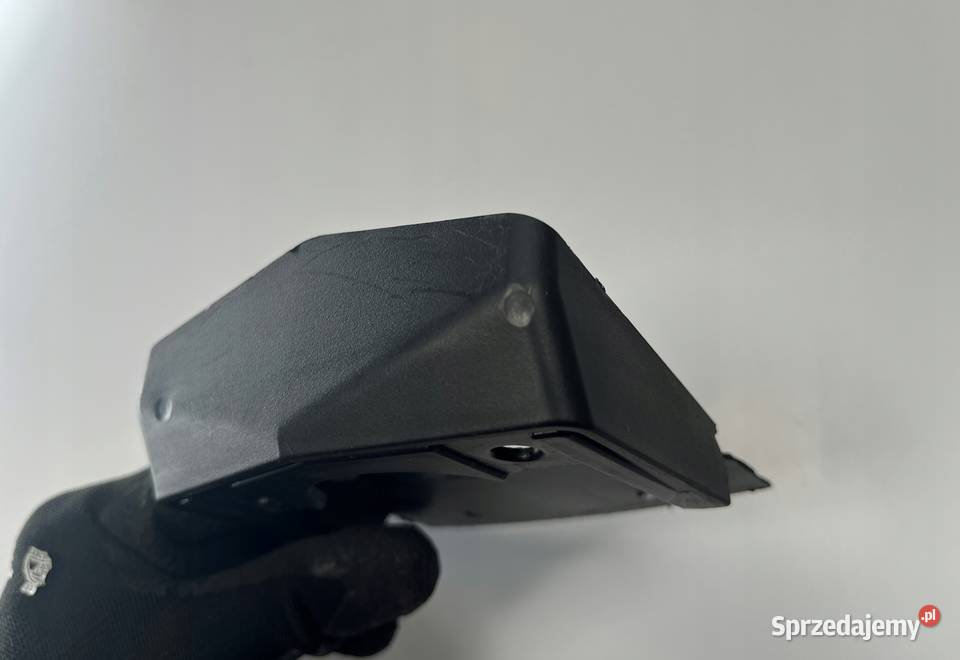 YAMAHA XG 250 Tricker Podstawa Plastik lampy tył