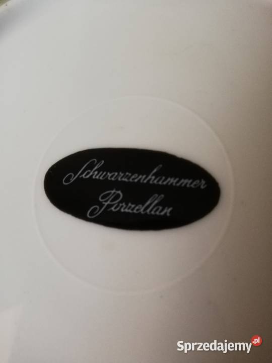 Talerzyk deserowy bukiet na białej porcelanie małopolskie Gorlice