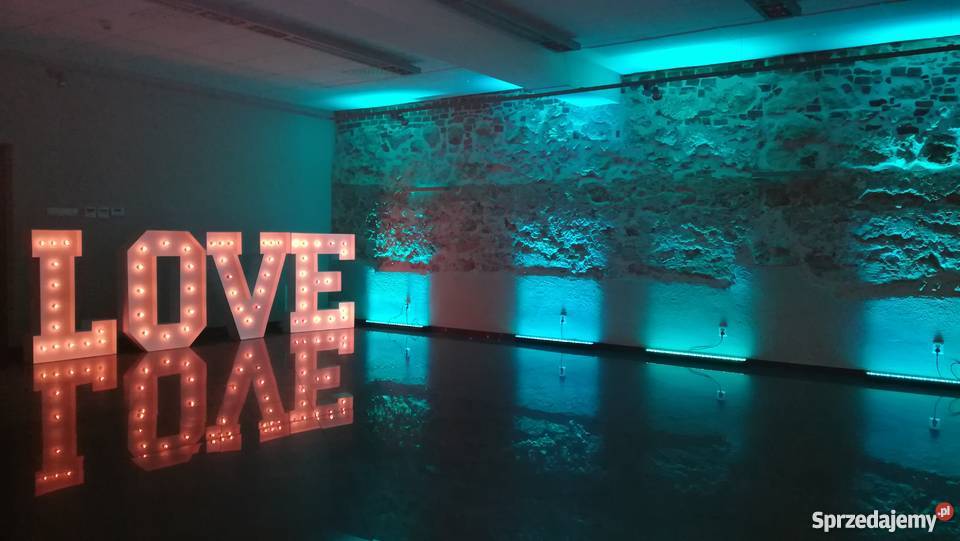 Dekoracja Światłem led stojaki na kwiaty love Wieliczka