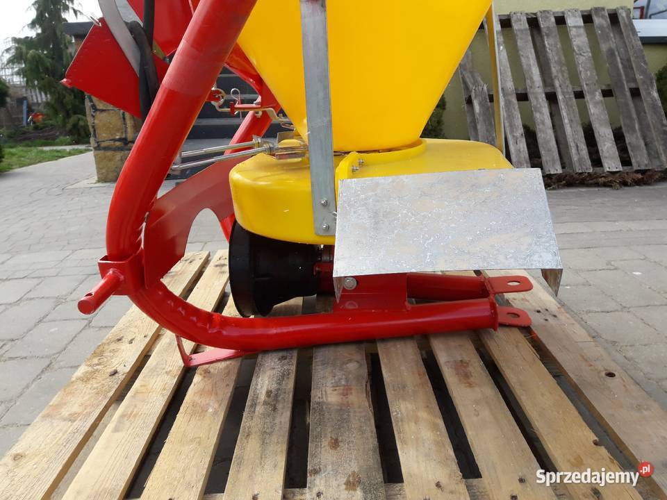 Rozsiewacz nawozów Sadowniczy 300400500L sprzedam