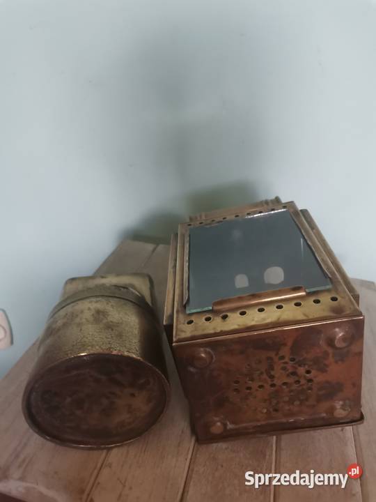 Stara lampa kolejowa na karbid z lat 30 tych