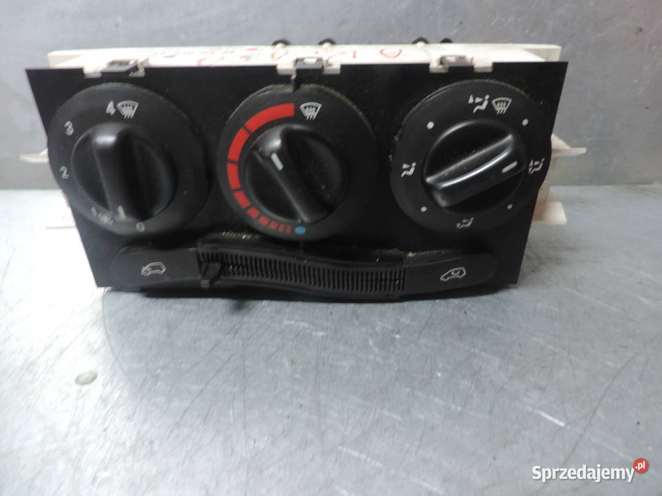 MERCEDES A KLASA W168 PANEL NAWIEWU 1688300385 Nowy Sącz