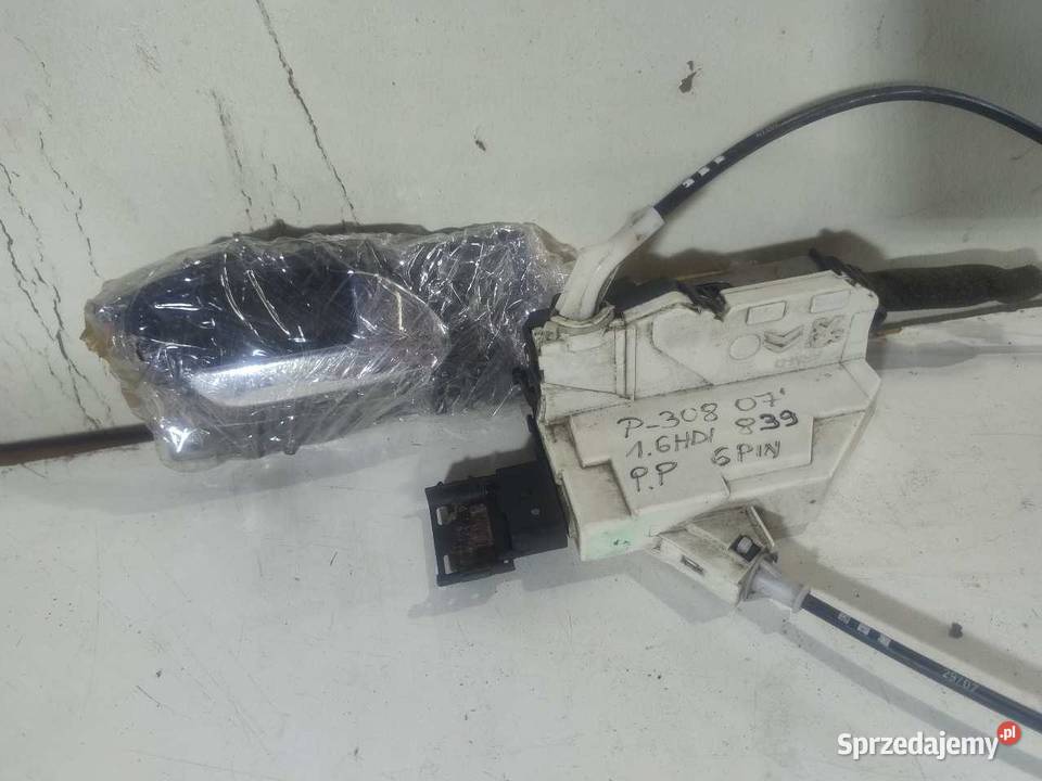 ZAMEK DRZWI PRAWY PRZÓD 6 PIN PEUGEOT 308 567153