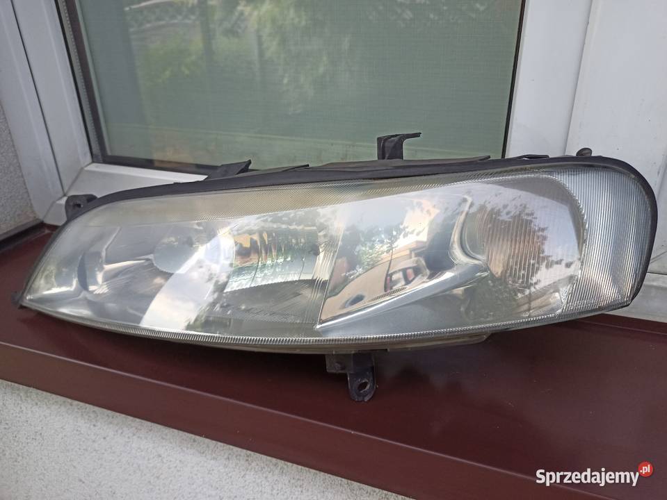Opel Vectra B LIFT lampa przednia lewa reflektor Sieradz