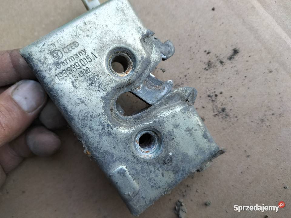 ZAMEK DRZWI LEWY TYŁ 5D VW GOLF II 2 JETTA 2 lubelskie Kamień-Kolonia