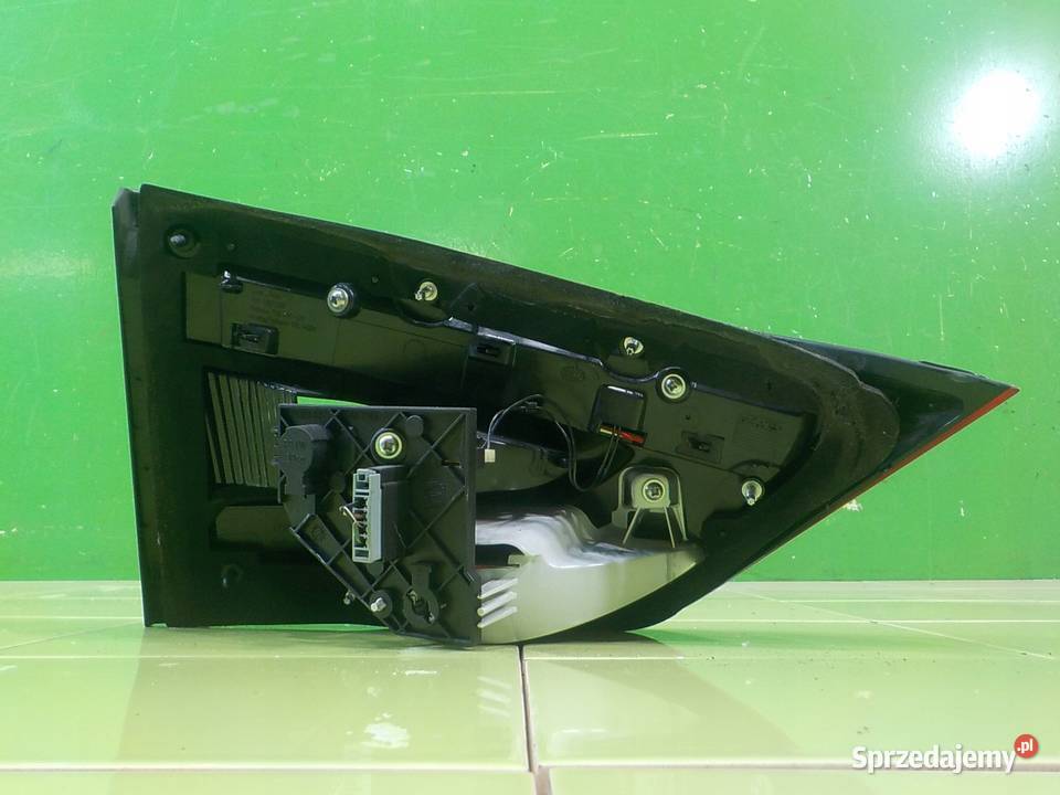 FORD GALAXY LIFT MK3 20B AUT 13r lampa prawa tyl Suków