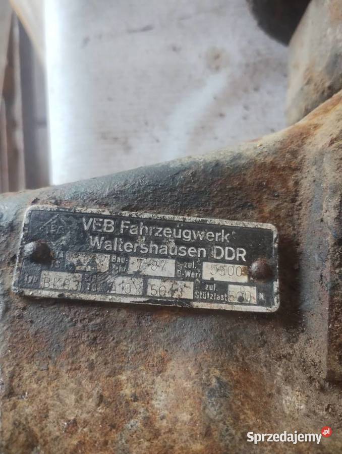 Zaczep automatyczny do przyczepy