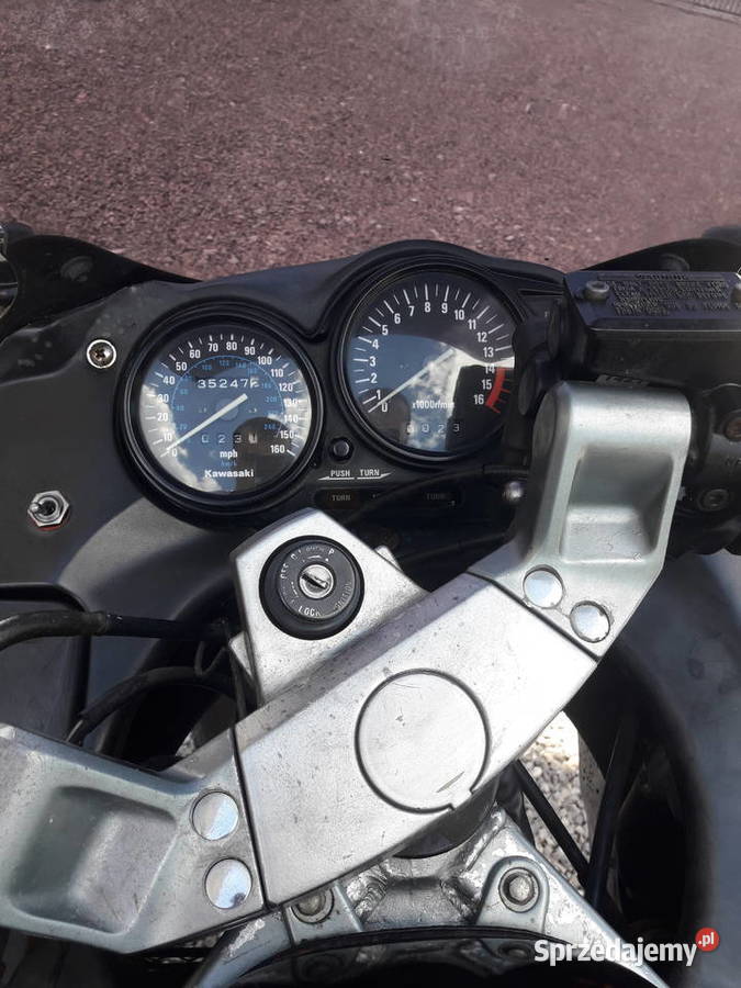 Kawasaki ZZR 600 Sportowy Scigacz Zabytkowy 3600km Sandomierz sprzedam