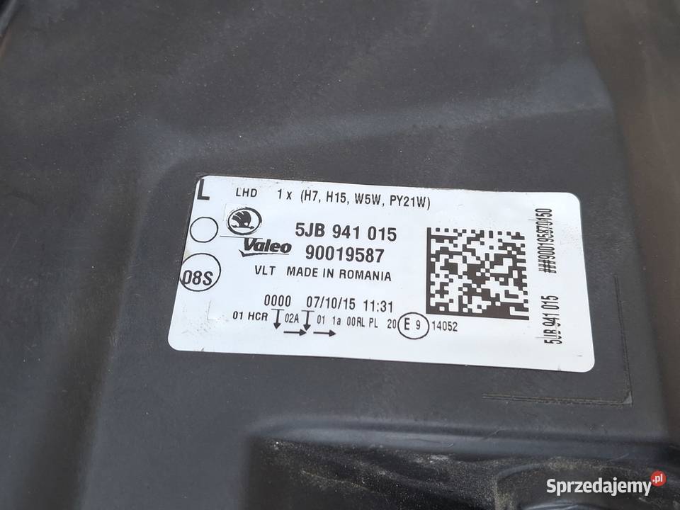 SKODA RAPID REFLEKTOR LEWY H7 LAMPA LEWA Bieleń