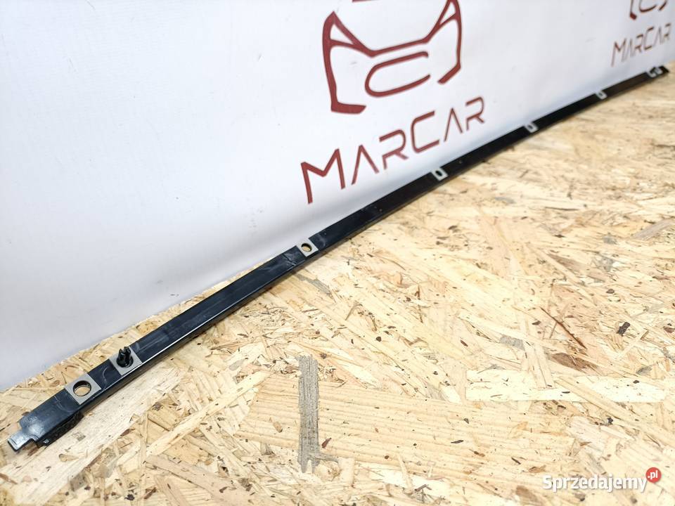 KIA CEED XCEED 3 III LISTWA SZYBY CZOŁOWEJ PRAWY