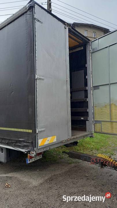 zabudowa ciężarowa skrzynia plandeka z drzwiami Wałbrzych