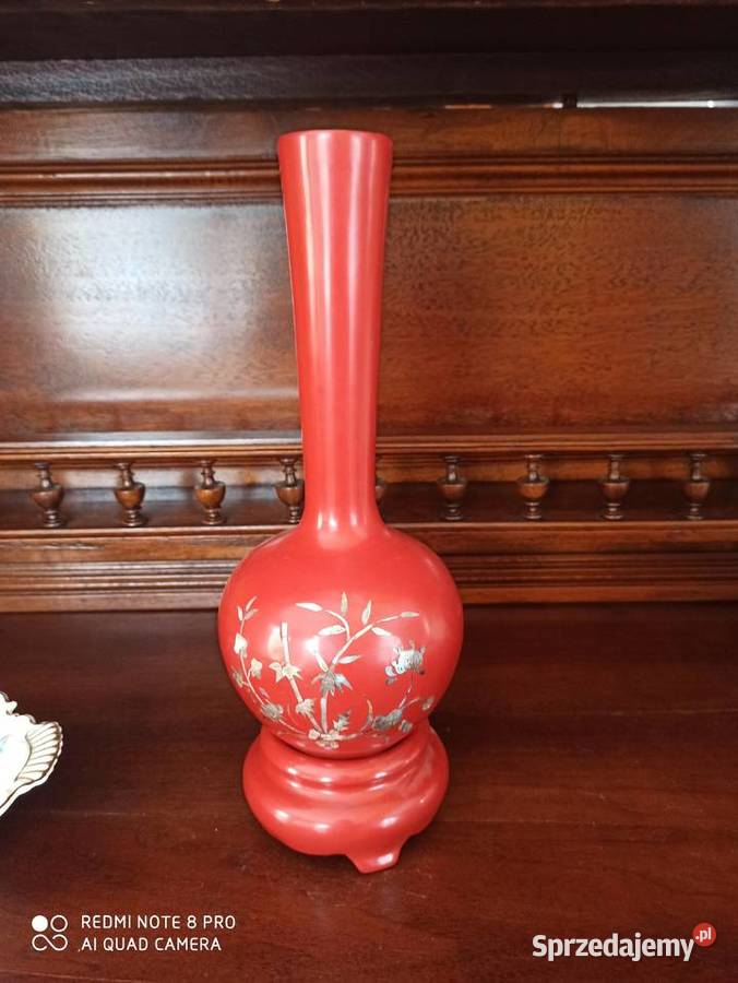 Wazon z laki z masą perłową na podstawce pomorskie Gdańsk