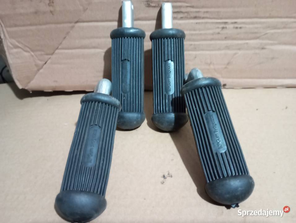 WSK 125175 PODNUŻKI KIEROWCY PASAŻERA KĄPLET NIE warmińsko-mazurskie Susz