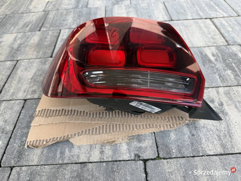 Lampa tył Dacia sandero lift 20152021 osobowe Łosice