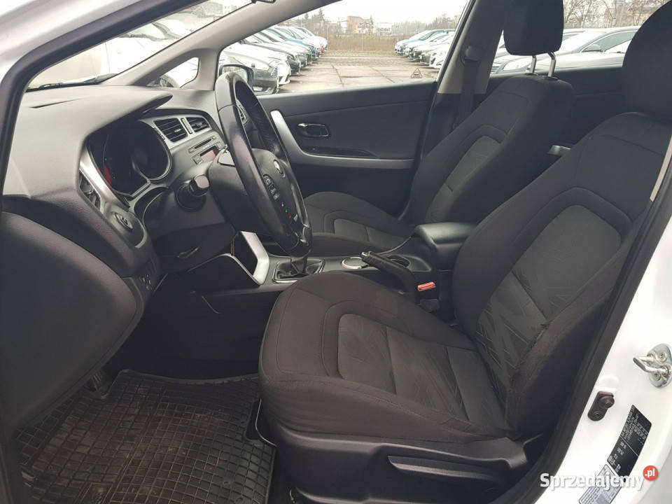 Kia Ceed 14 Benzyna Klima Zarejestrowany 4/5 Włocławek