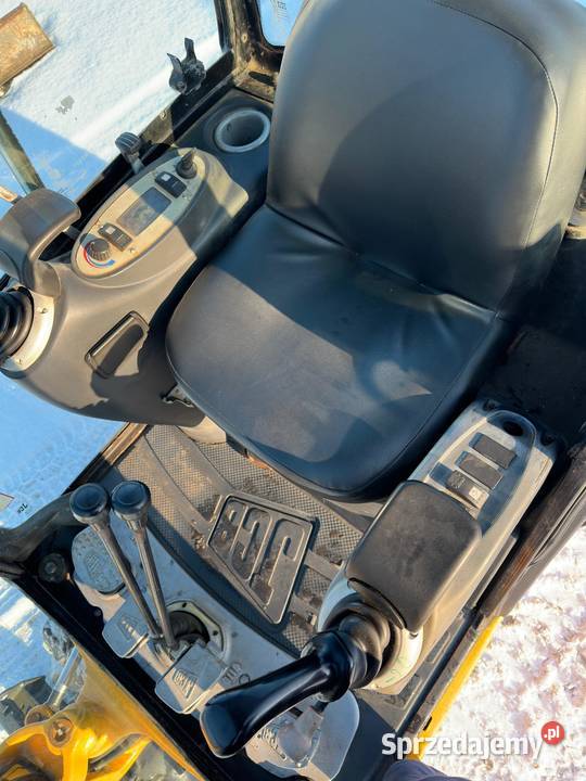 Venieri Ładowarka Venieri kołowa 2003 widły Złoczew sprzedam