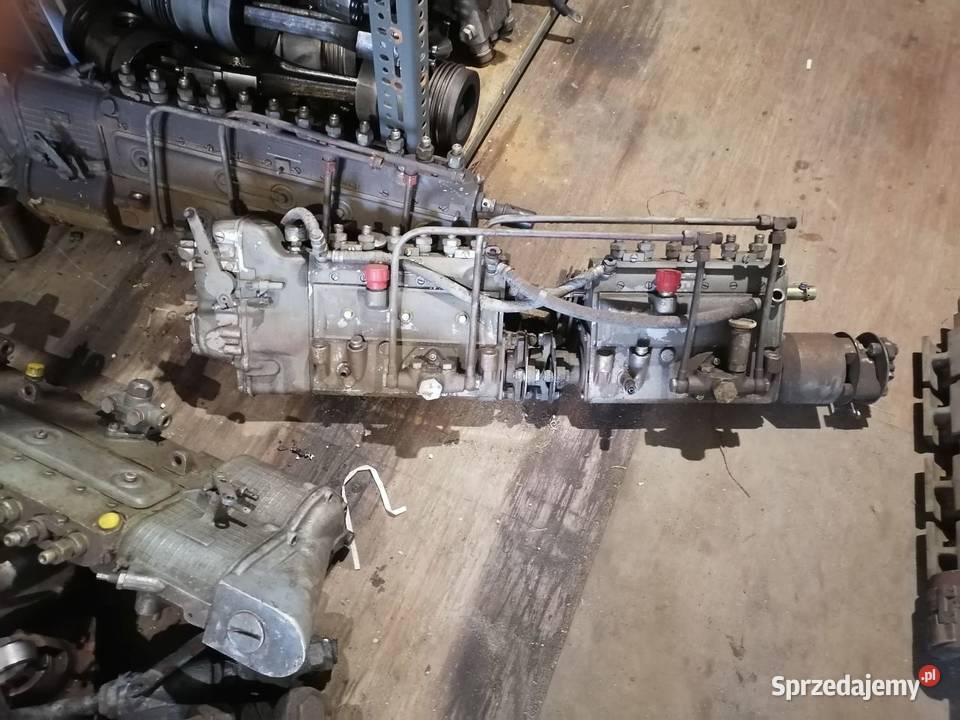 Sprzedam pompę paliwa Bosch do silnika Henschel Koło sprzedam