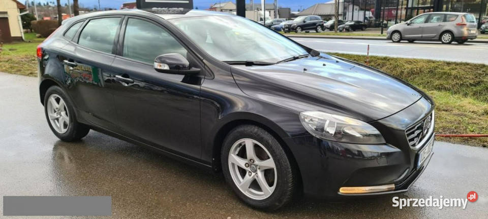 Volvo V40 16 D2 Serwis II 2012 Rok produkcji 2014 Nowy Sącz sprzedam