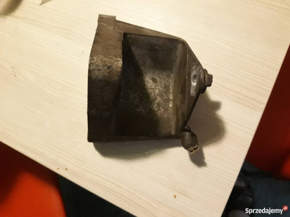 Mocowanie lapa silnika tylna OPEL insigna