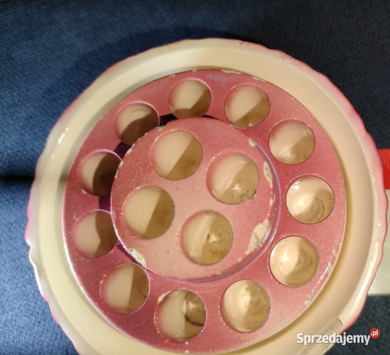 Przedwojenny dozownik papierosów Hertwig Bielsko-Biała