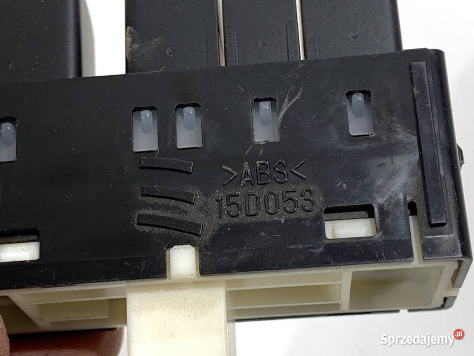 PRZEŁĄCZNIK REGULACJI ŚWIATEŁ LEXUS NX 15D053 sprzedam