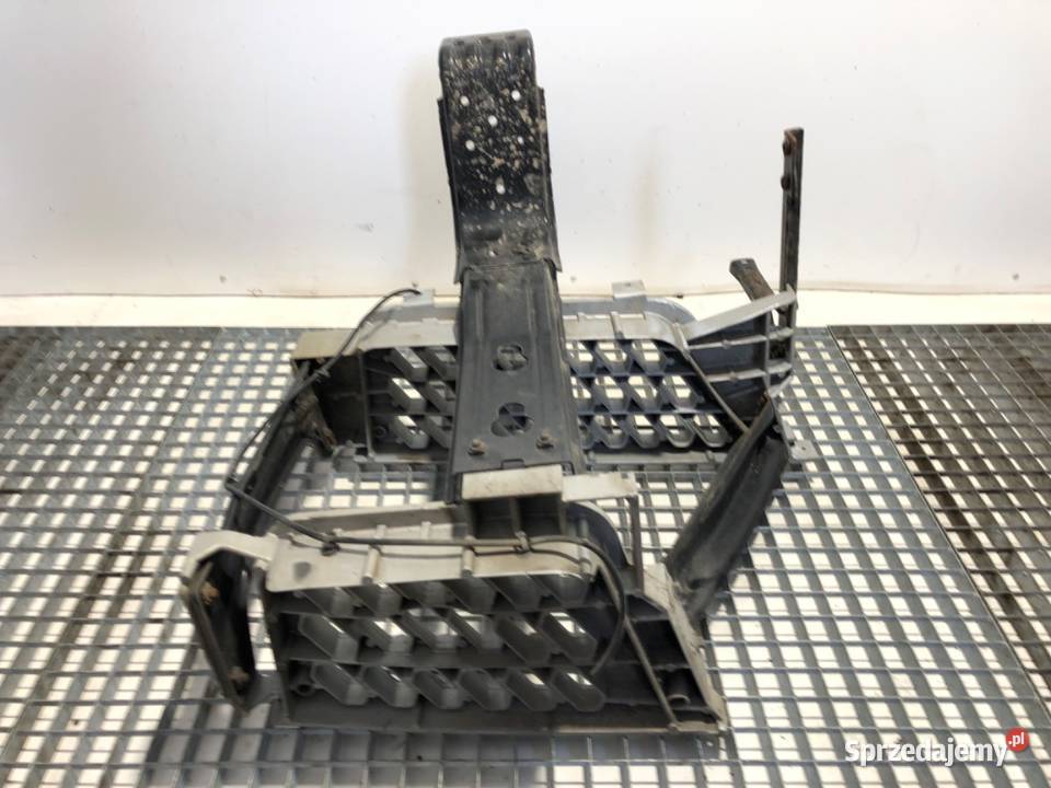 STOPIEŃ KABINY PRAWY VOLVO FH II 82355197 128 podkarpackie