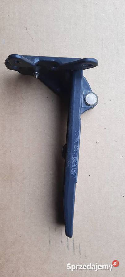 Zawiasa Stopnia Atrapy VOLVO FH4 lewa 82192393