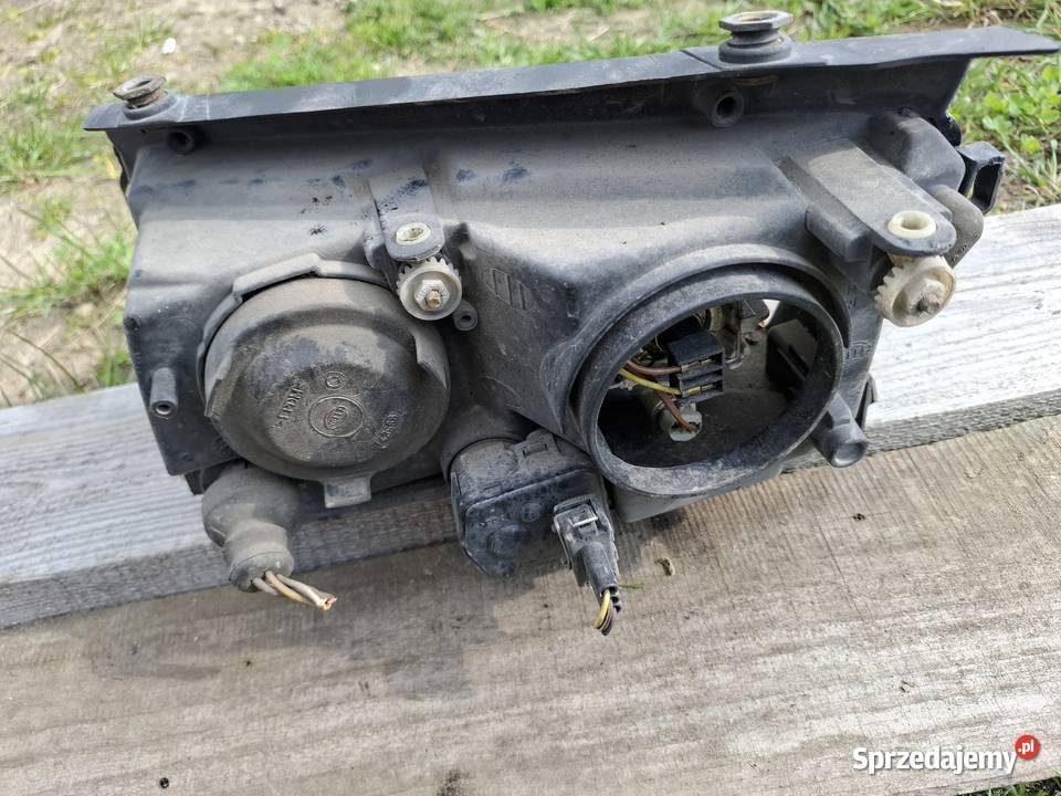 Lampa Prawa Przednia Volkswagen Passat B5 lubelskie Wisznice