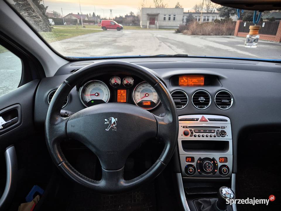 Peugeot 308 120 Climatronic HAK 2x Opony Szklany Motoryzacja Mielec sprzedam