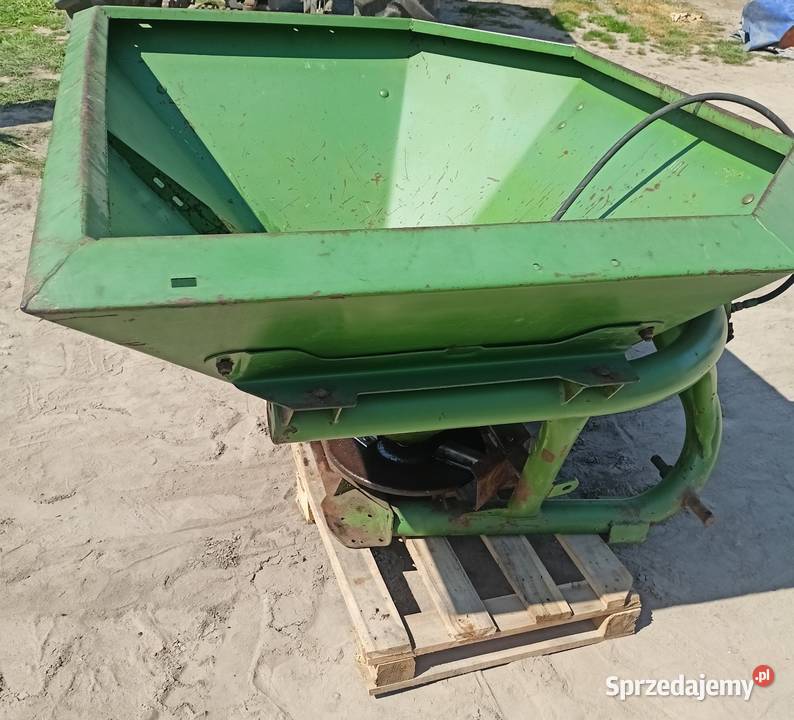 Rozsiewacz AMAZONE 600 l Kraszkowice