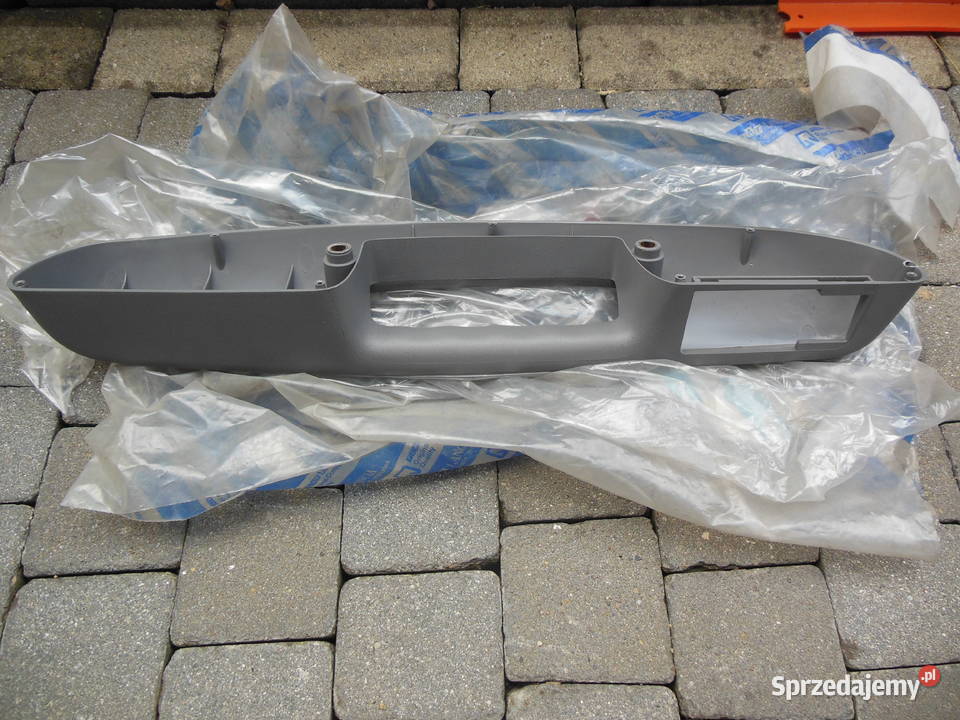 182696860 Podłokietnik przedni lewy z otworem śląskie Kozy sprzedam