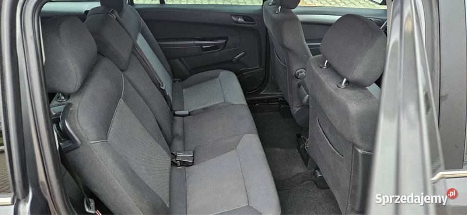 Opel Zafira 7 os 16 benz 2010 r Tempomat 1600cm3 Rzeszów sprzedam