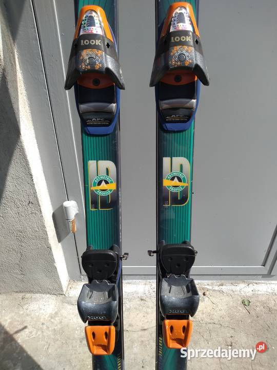 Narty zjazdowe firmy DYNASTAR Mława