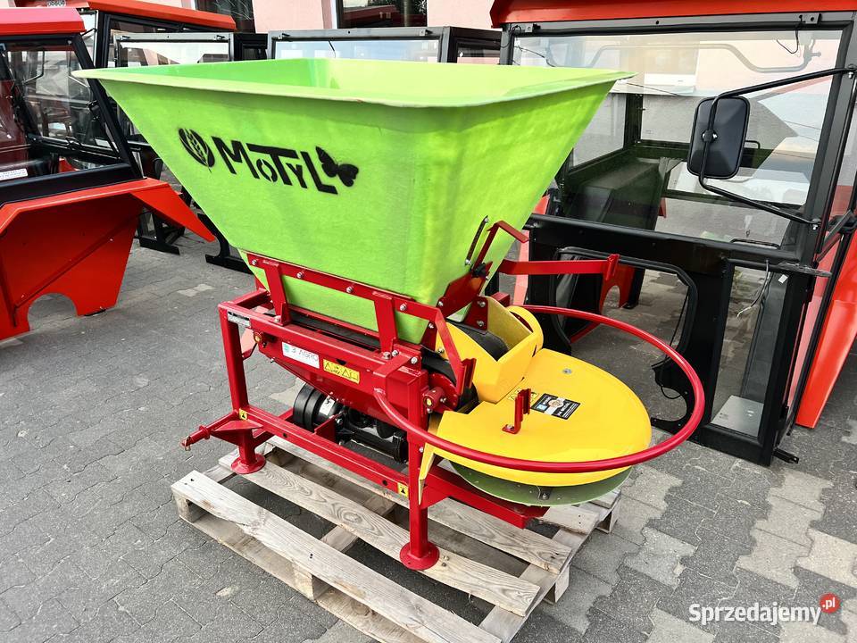 Rozsiewacz na taśmę 300400 lejek KŁOS Motyl Rozsiewacze nawozów Nysa