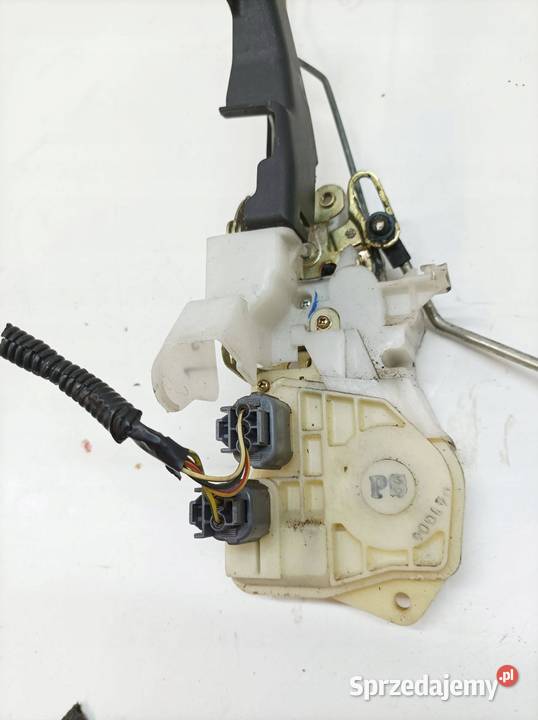 ZAMEK DRZWI LEWY PRZÓD Honda CRV II 20012006