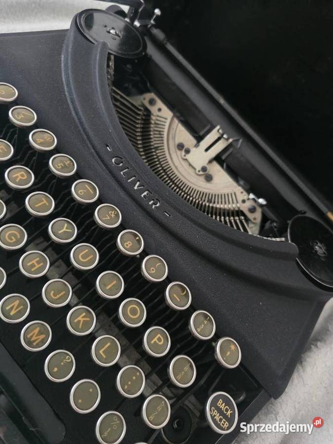 Maszyna do pisania 1950 olivera portable