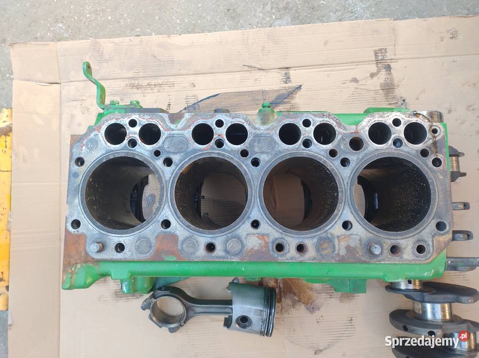 John Deere 2250 4039 R116194 silnik blok cześci