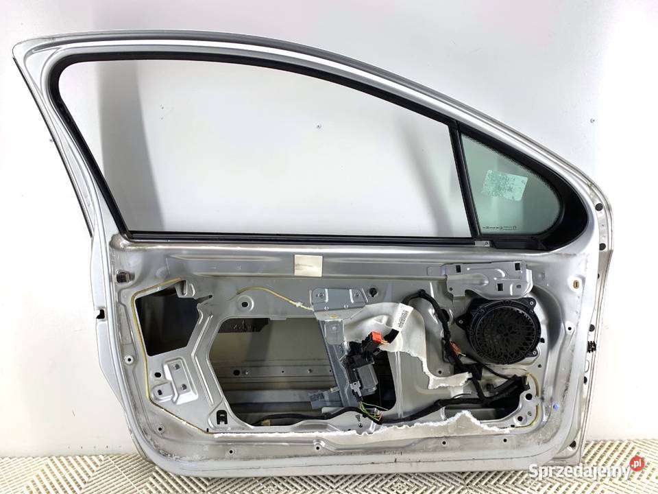 DRZWI LEWY PRZÓD PEUGEOT 207 Hatchback 0615 osobowe