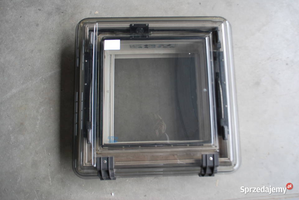 SZYBERDACHOKNO DACHOWE REMIS 40x40 VAT marża Grzebowilk