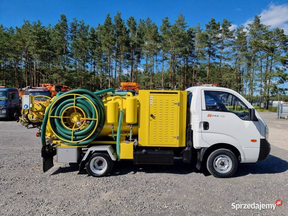 Kia Kia na kategorie B COMBI WUKO DO CZYSZCZENIA Samochody ciężarowe świętokrzyskie Daleszyce sprzedam