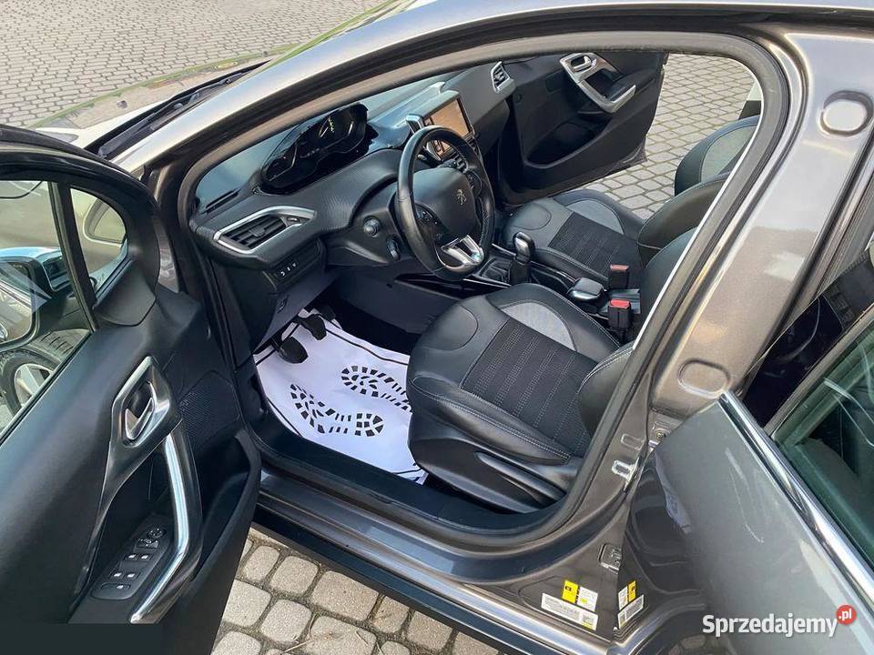 Peugeot 2008 12 Pure Tech GPF Allure 110 2016r Dragacz