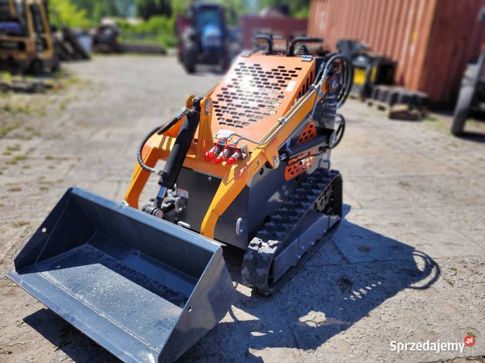 Mini ładowarka o sterowaniu burtowym AGT YSRT14 Zaklików
