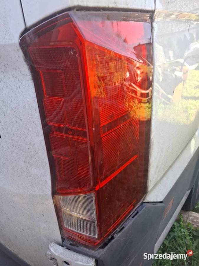 Vw Crafter 2015 r lampa prawa Rok produkcji 2015 Zielona Góra