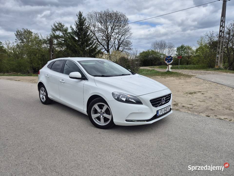 Volvo V40 Momentum 2015r 20D D2 120 Serwis Led lubelskie Puławy