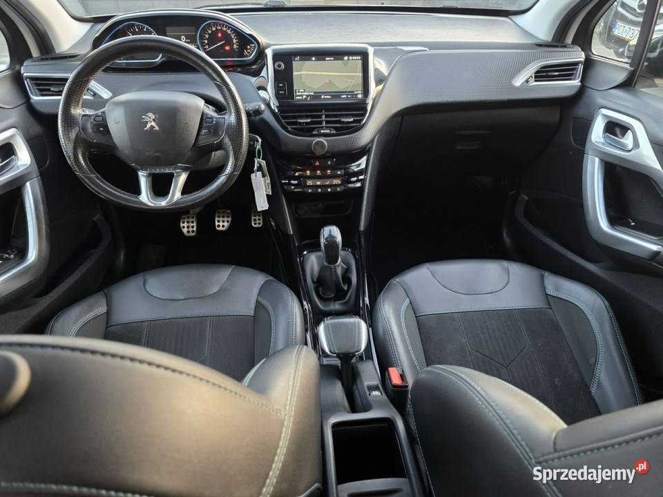 Peugeot 2008 bezwypadkowy CROSSWAY panorama NOWY sprzedam