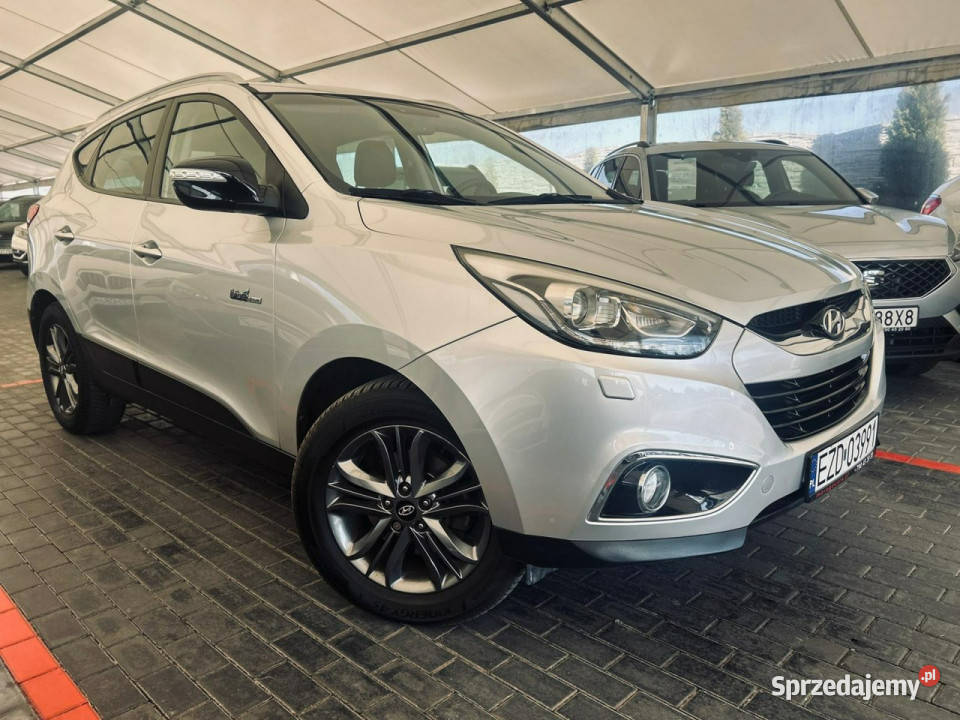 Hyundai ix35 16 Benzyna 135 6 Biegów aluminiowe felgi Zduńska Wola sprzedam