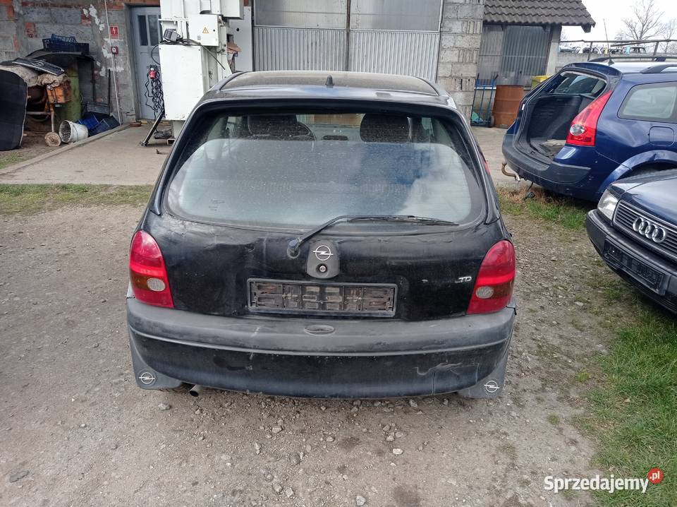 Opel Corsa 15 D 49 kW 2000 r dawca części osobowe Szklarka Myślniewska